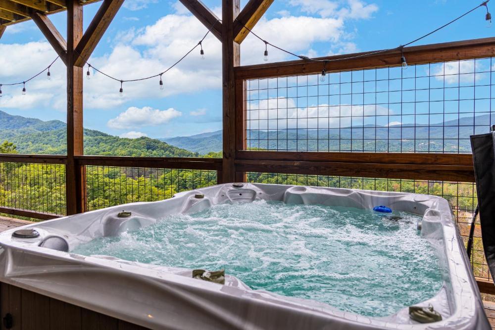 Rocky Top Lagoon cabin